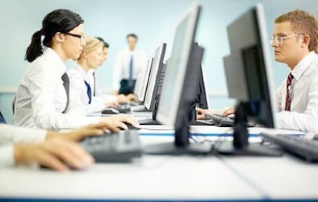 250 de posturi vacante în bănci